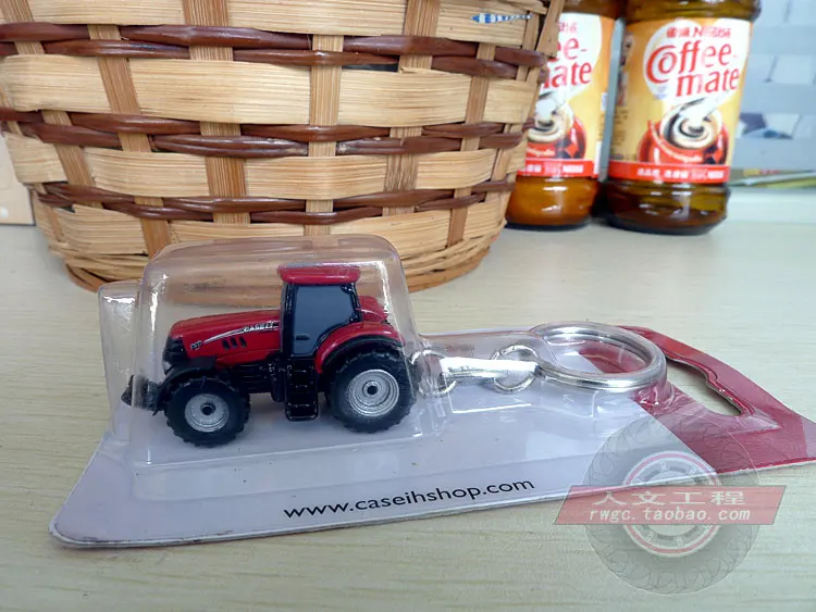 U H 1:128 5575 Case IH Puma CVX 230 Key buckle Alloy toy cars Metal Diecast Model Vehicles For Children Boys gift hot |