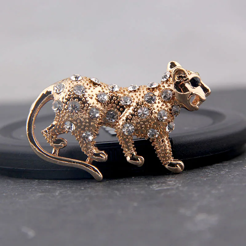 Cute Shiny Rhinestone Animal Leopard Dog Hollow out Heart Brooch Unisex Collar Pin Broches Jewelry Corsage Coat Accessories Gift | Украшения