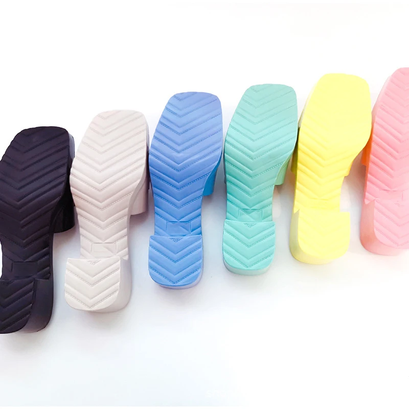 

Women Summer Fashion Slippers Pumps Jelly Candy Color Women's Slides Brand Designer Luxury Females Outdoor Casual Comfortable Sh