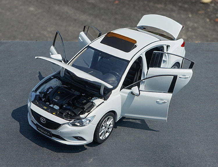 Коллекция 1/18 года модель автомобиля MAZDA 6 2014 ATENZA из металлического сплава игрушки