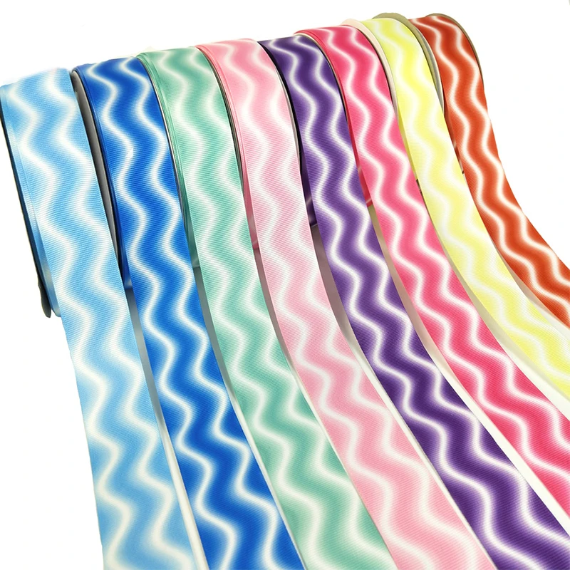 

5yards/lot Rainbow Wave Printed Grosgrain Ribbon Christmas Ribbons for DIY Bow Craft Card Gifts Wrapping(25/38mm)