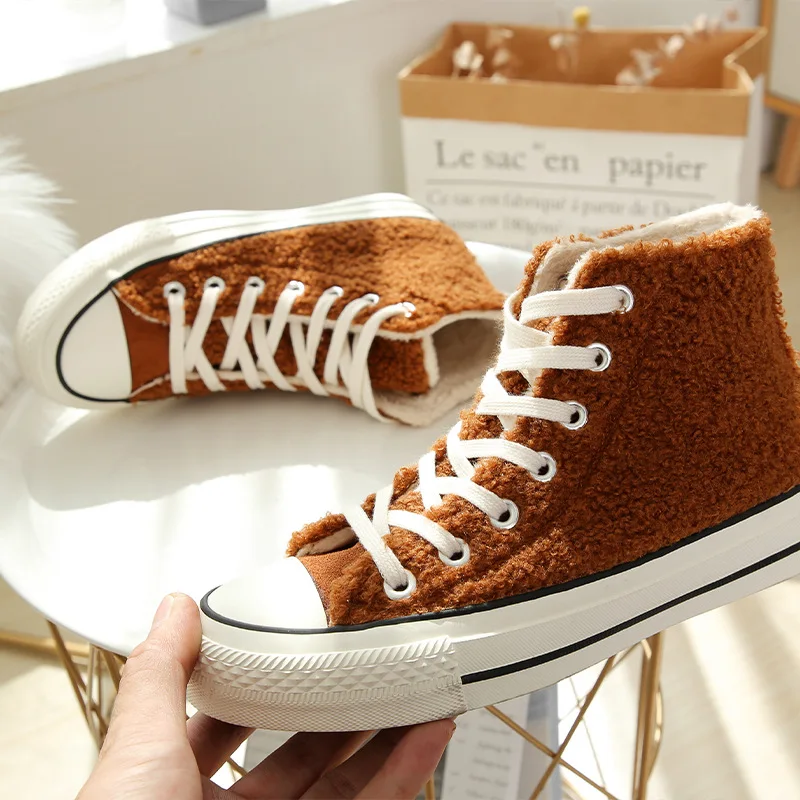 Женские теплые кроссовки на меху Повседневные высокие из флока плоской подошве