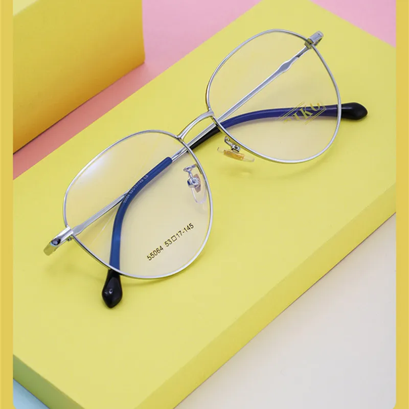 

Очки в металлической круглой оправе для мужчин и женщин, двухцветная гальванизированная оправа для очков в стиле ретро, модная оптическая о...