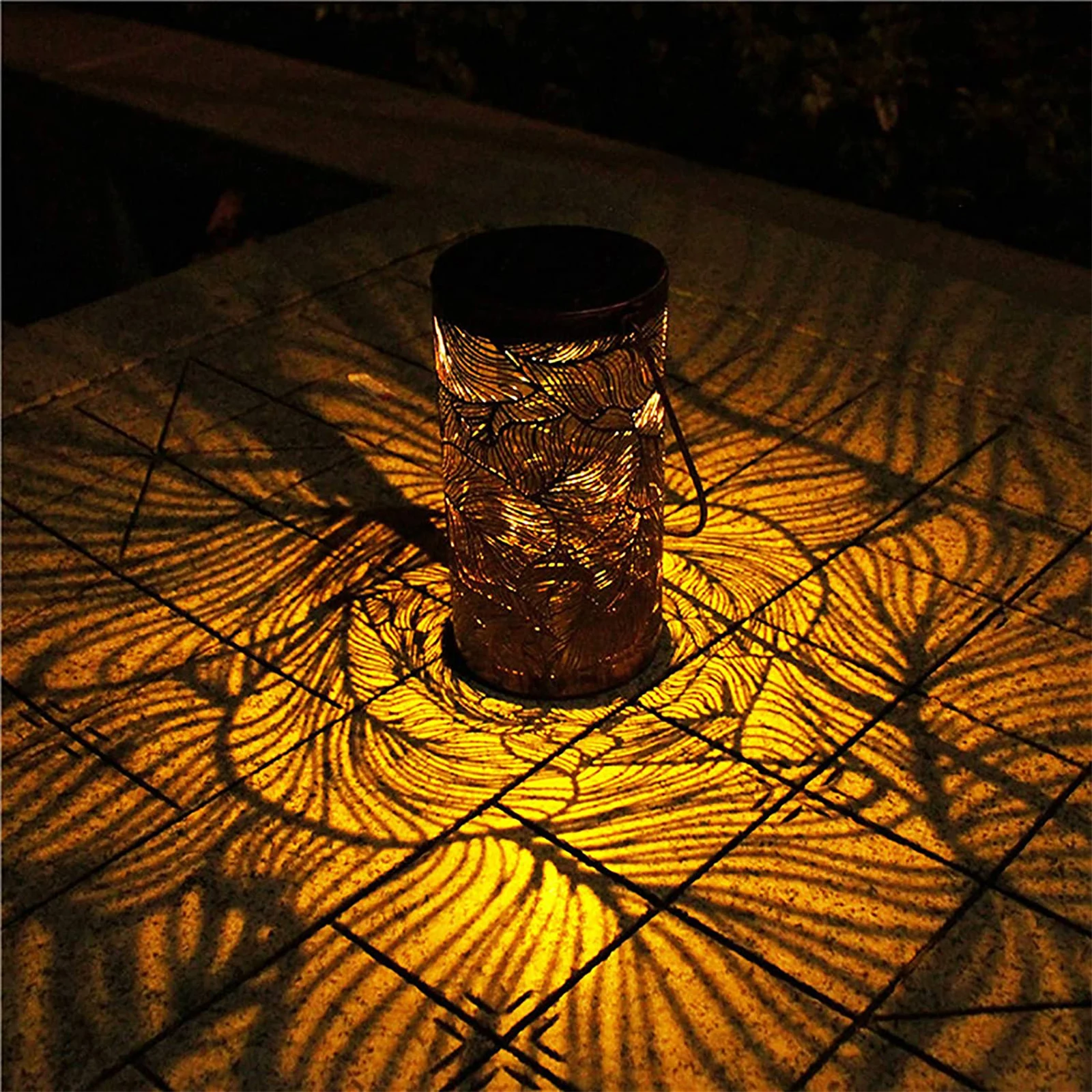 

Garden Decoration Outdoor Solar Light Retro Iron Art Hanging Lantern Waterproof Hollow-out Landscape Light For Garden Yard Patio