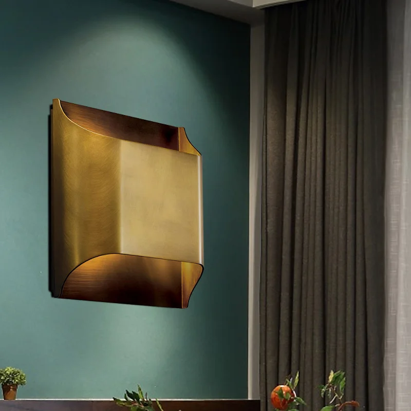 

Настенная лампа в стиле постмодерн, простой скандинавский светильник в гонконгском стиле для гостиной, роскошный креативный прикроватный ...