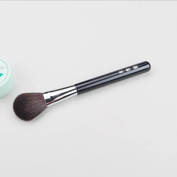 1 шт. Bronzer макияж кисти для лица для теней румяна Выделите Макияж кисточка с деревянной ручкой изысканный косметический инструмент натуральная козья шерсть