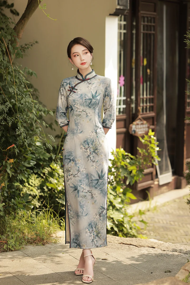 

Autumn Women Seven Points Sleeve Edelweiss Long Qipao Elegant Orientale Banquet Mandarin Collar Velour Cheongsam Oversize 4XL