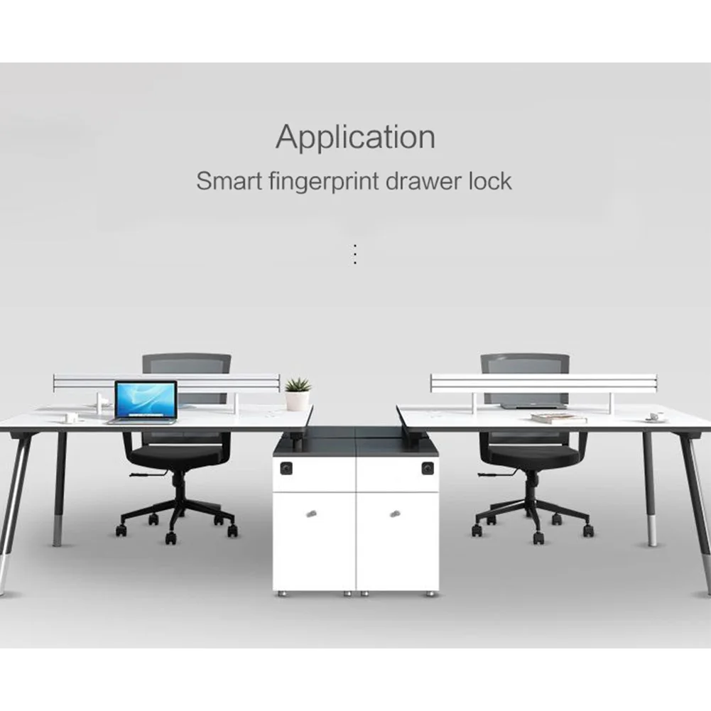 Электронный шкаф с блокировкой по отпечатку пальца легко устанавливается |