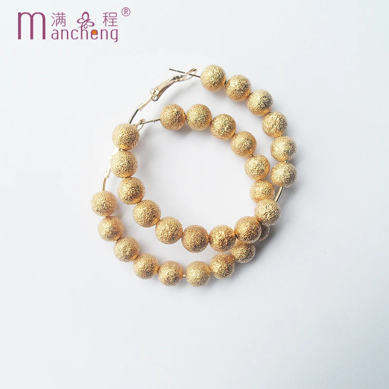 Щупальца тики Панк Золотые пластиковые бусины Серьги-кольца серьги 2024 тренд