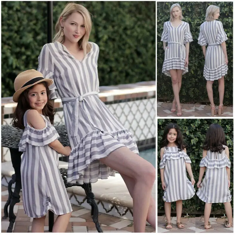 Семейные комплекты для женщин и детей платье-джемпер в полоску с открытыми