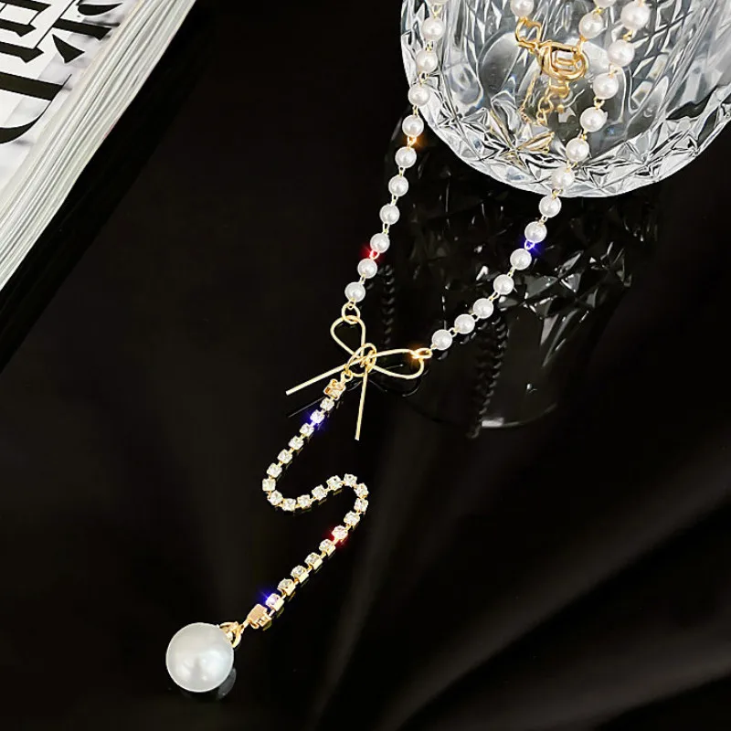 

2021 New Fashion Bowknot Pearl Pendant Necklaces for Women