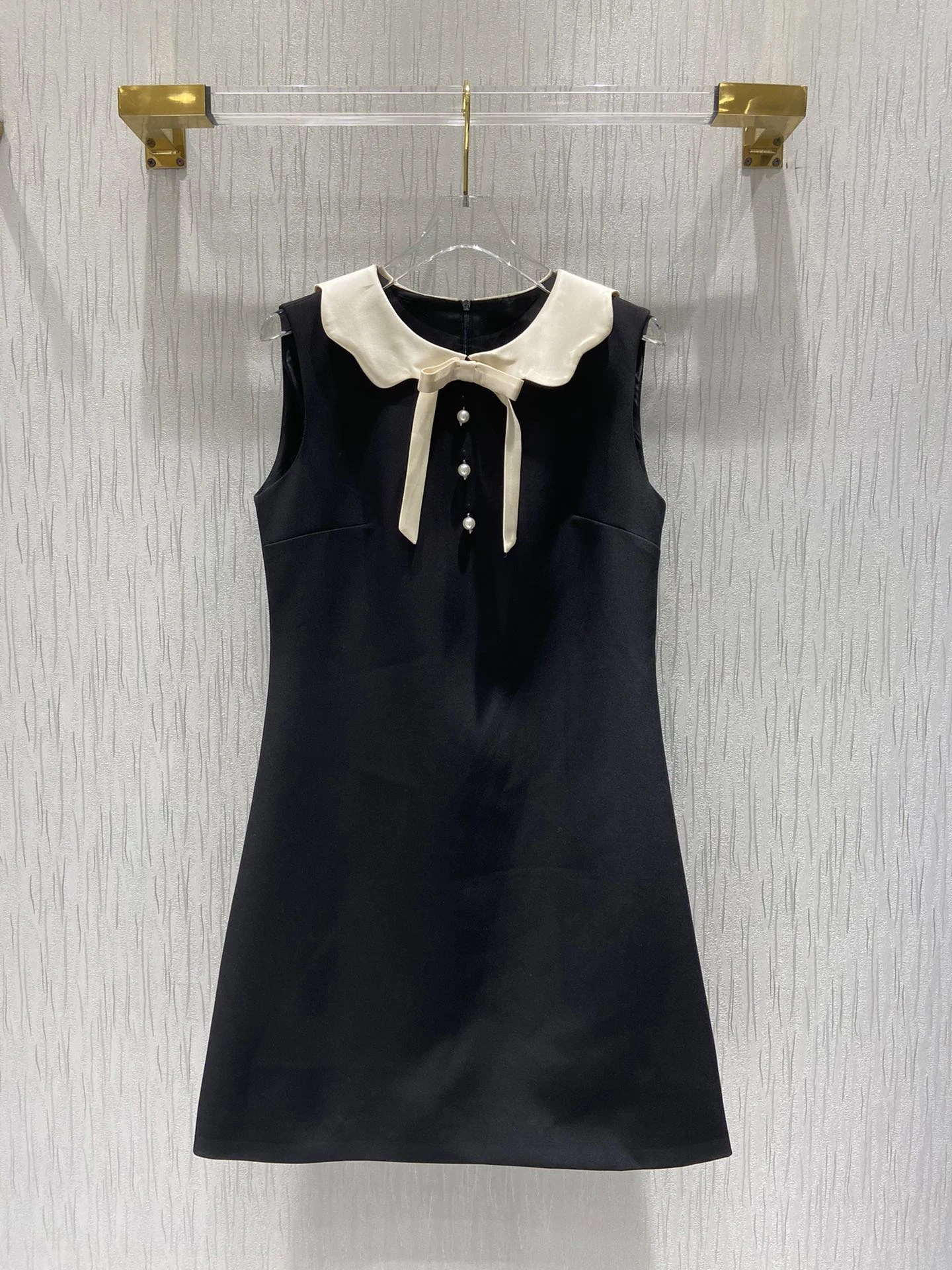 

Fashion 2023 New Ladies Bow Pearl Button Lapel Sleeveless Dress 1230