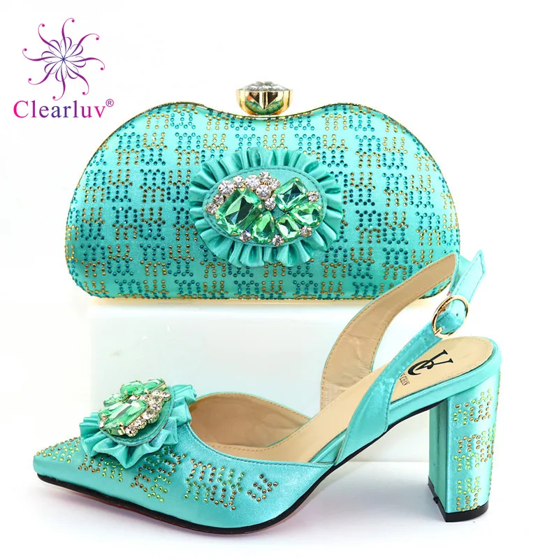 Модные женские туфли на высоком каблуке из искусственной кожи и сумочка в