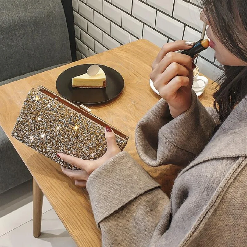 Роскошные золотые расшитые блестками бриллиантовые женские вечерние клатчи