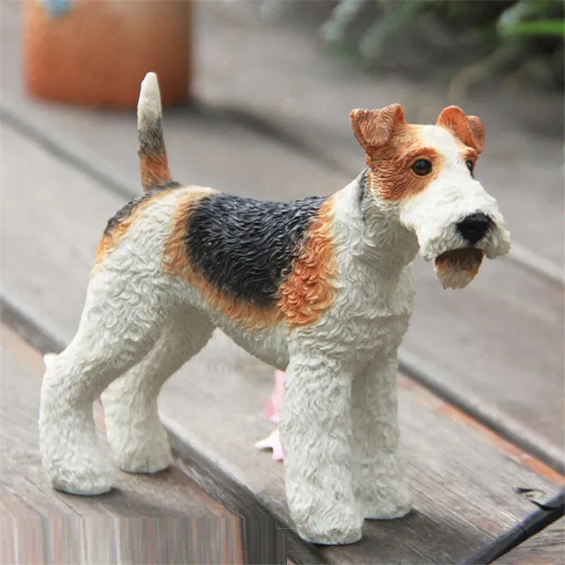

WU CHEN LONG British Fox-Hunting Terrier Art Sculpture Animal Dog Figurines Mini Resin Craft Home Decoration Collection R4800