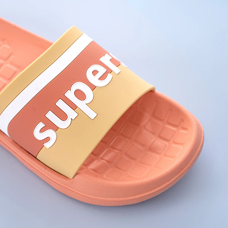

2021 New Summer Women Indoor Slippers Simple Fretwork Soft Flexible Bathroom Non-Slip Shower Slides Home Ladies Shoes Men Unisex