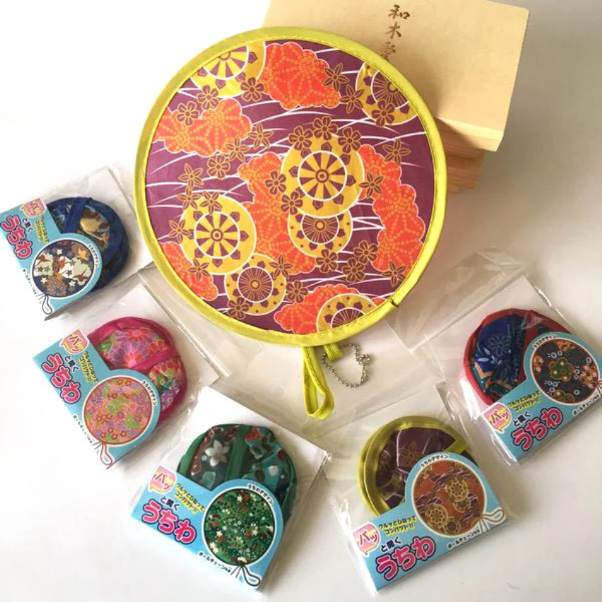 

Colorful Mini Nylon Circular Fan Japanese Style Portable Folding Hand Fan Flying Disk Cool Summer Party Best Gift Decoration