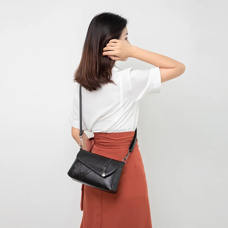 

Female Bag Mother Bag New Fashion Small Bag Wild Lady Shoulder Bag Messenger Bag Soft Leather Small Bag