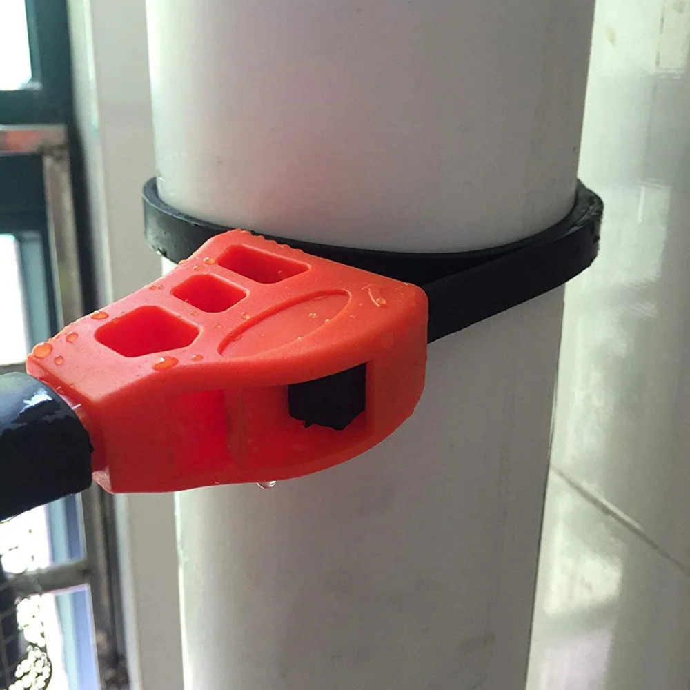 

1pc Creative Rubber Strap Wrench Adjustable Strap Wrench Bottle Opener