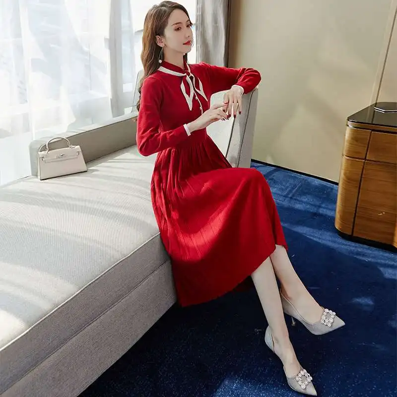 Осень-зима 2020 Новые пуловеры с бантиком и длинными рукавами трикотажное платье