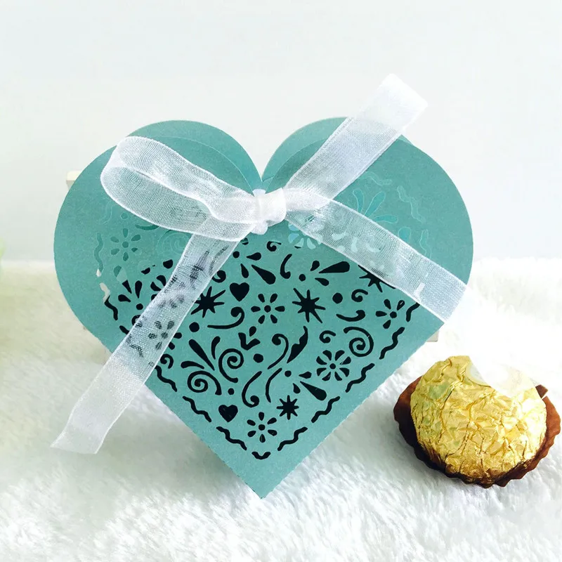 

20pcs Sweet Gift Box Hollow Love Heart Candy Dragee Flower Box Wedding Party Gift Bags Packaging Chocolate Warpping with Ribbon