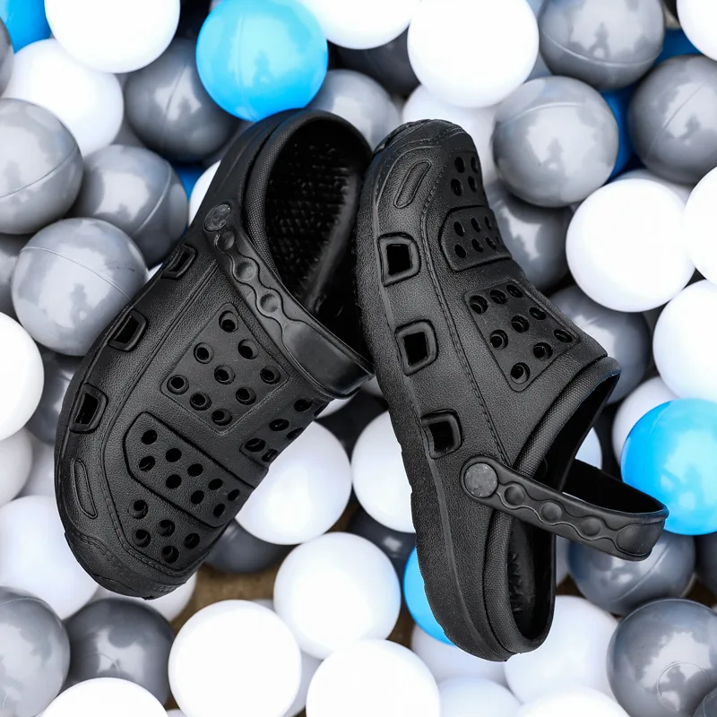 

Sandals and Slippers 2020 Couple fashion Men's Outerwear Sandals Anti-Slip Soft Outdoor Sandals