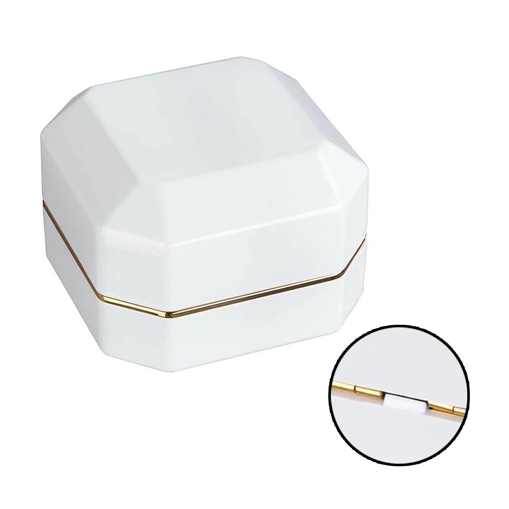 

Luxury Leather Jewelry With LED Light Engagement Wedding Rings Case Boxes Red New 2021 Jewellery Organizer Packaging Valentine