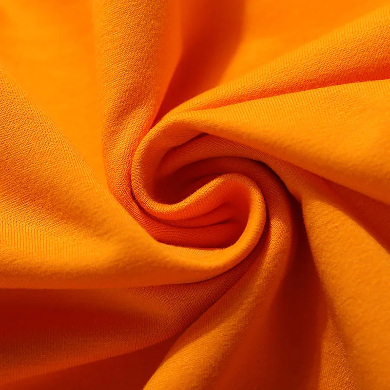 

Hoodies & Sweatshirts