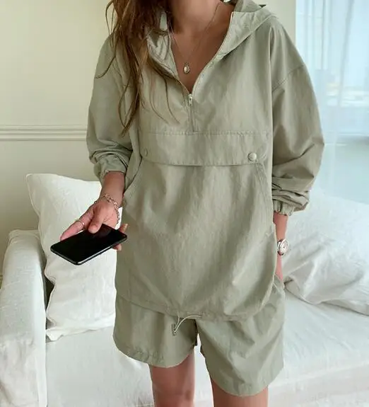 Chándal informal con capucha para mujer, conjunto de 2 piezas de manga larga con capucha y pantalones cortos para verano y otoño