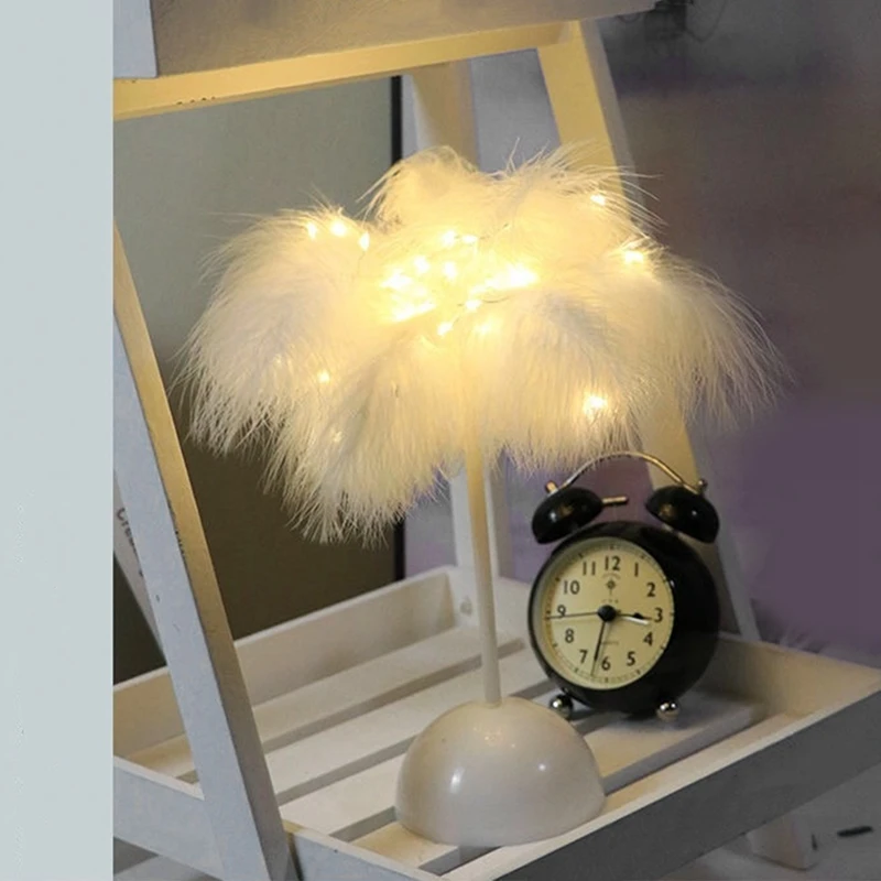 

Feather Night Light LED Lights Beside Desk Lamp for Bedroom Party Wedding Romantic Decoration Vintage Desk Light