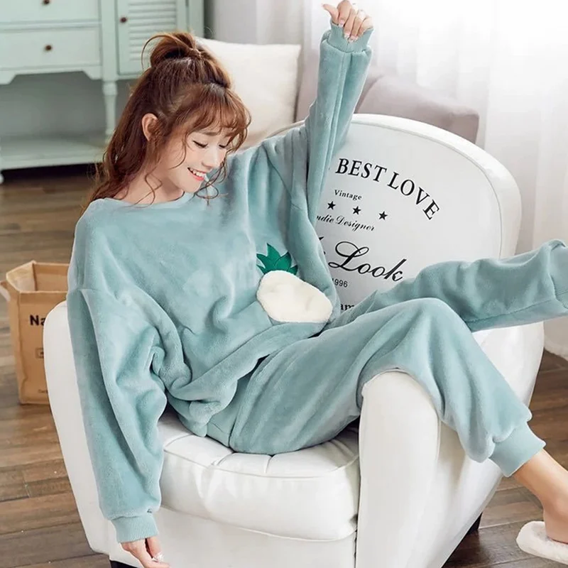 

2021 Autumn Winter Women Pyjamas Sets Warm Flannel Pajamas Coral Velvet Long Sleeve Cartoon Home Sleepwear Girl Cute Pajamas Set