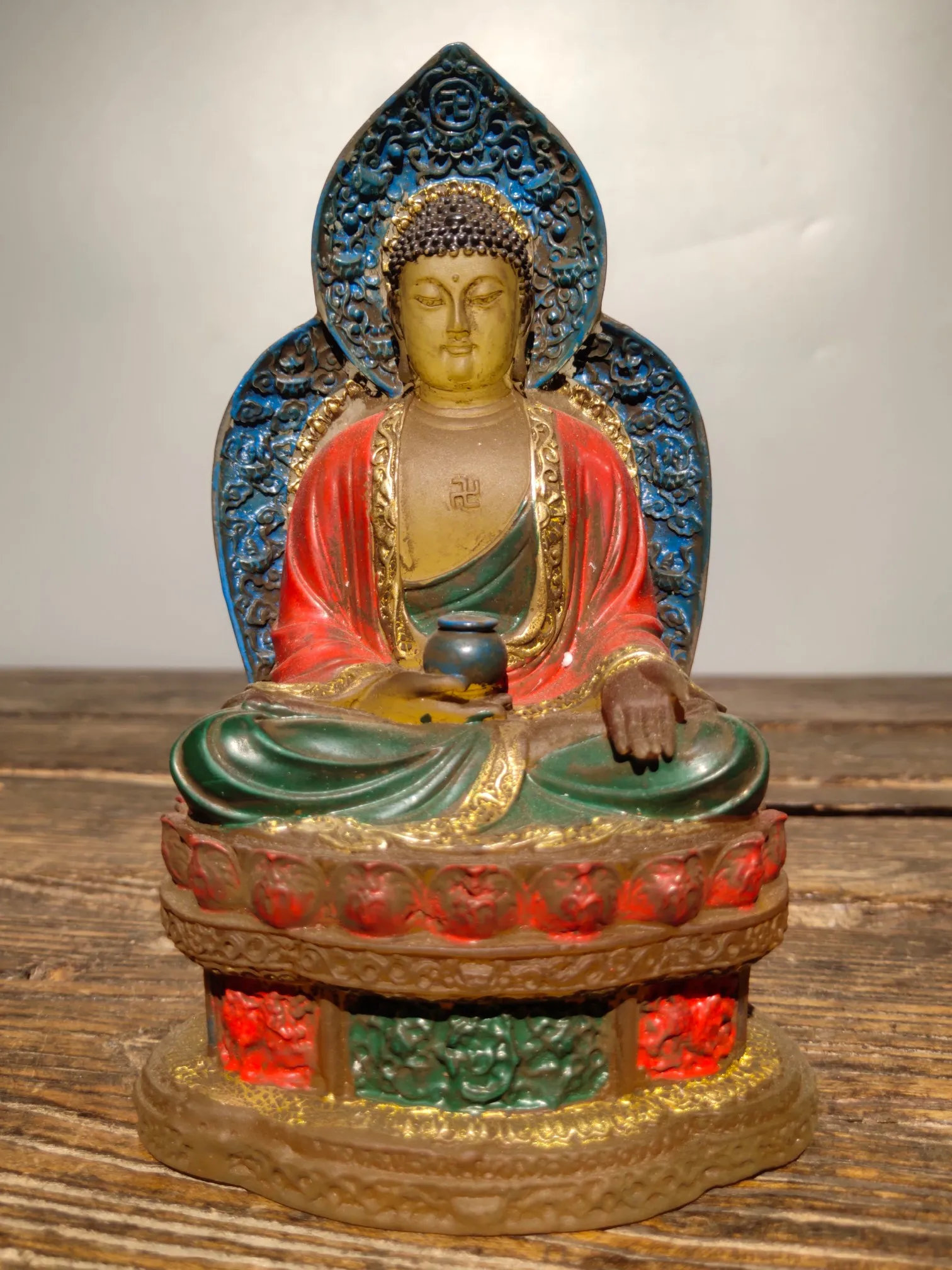 

6"Chinese Folk Collection Old Colored glaze Painted Sakyamuni Medicine Buddha Back light Lotus Terrace Sitting Buddha Ornaments
