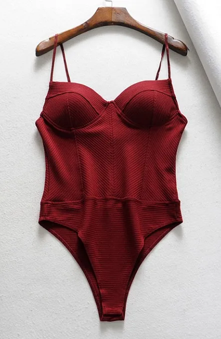 Red SheMujerSky Женские однотонные трикотажные боди на бретельках без рукавов Короткие Комбинезоны сексуальные обтягивающие Боди Комбинезоны - Color: Red