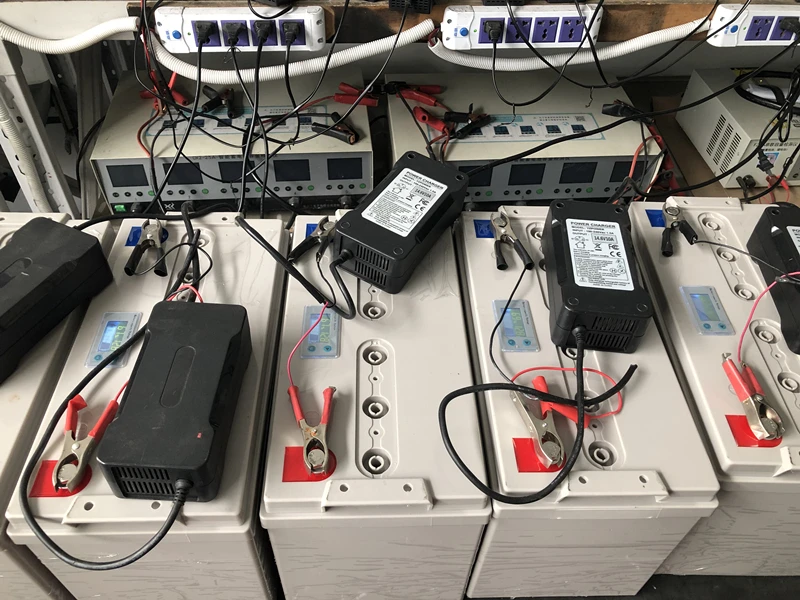 LiFePO4 литиевая железная батарея 12,8 V 100Ah ЖК-дисплей Напряжение емкость бесплатное обслуживание глубокий цикл для RV Кемпинг Солнечной системы