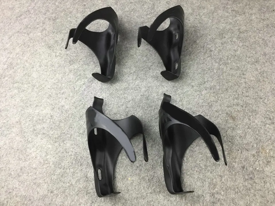 Велосипедные бутылки из углеродного волокна матовые/глянцевые много цветов |