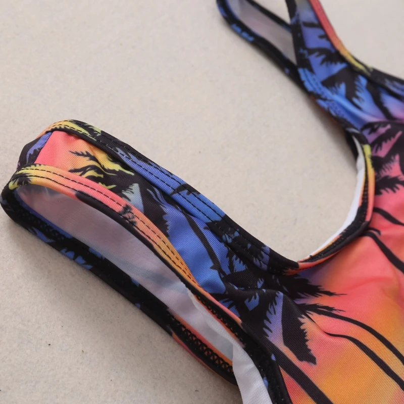 Сексуальный женский пляжный топ без рукавов и шорты с высокой талией красивый