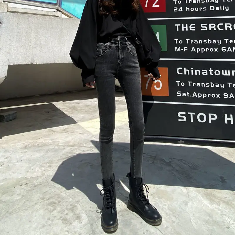 

2021 spring and Autumn New Korean super high waist pierced jeans slim high elastic Leggings