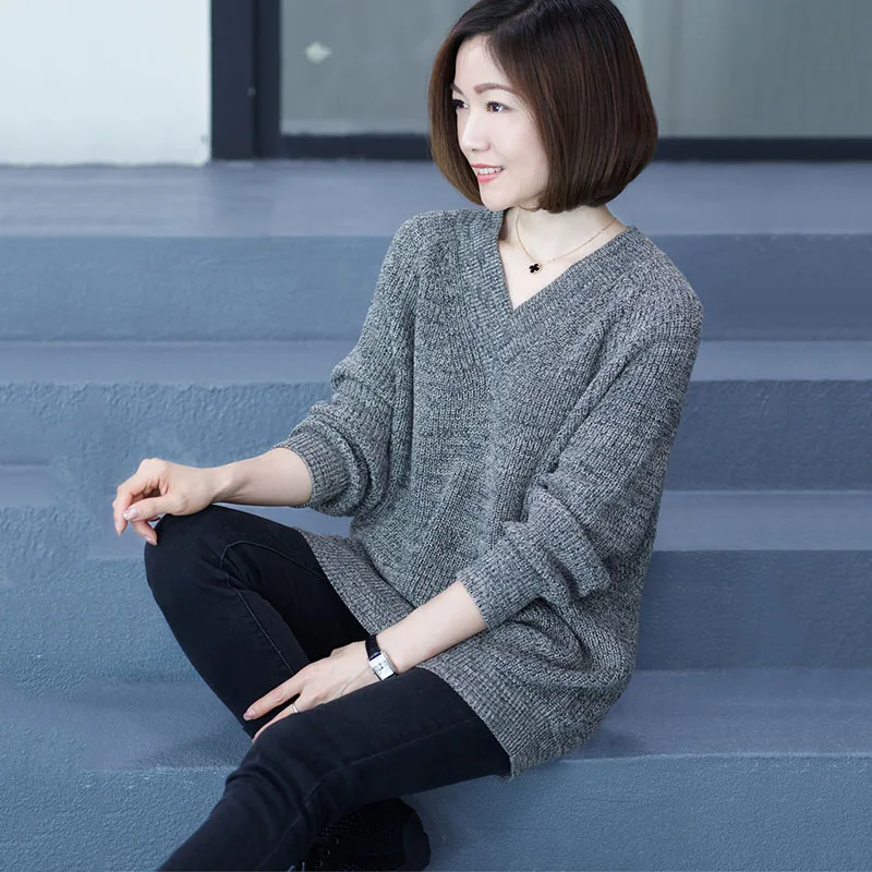 

2020 Spring V-neck Loose Large Size Women's Sweater Mid-length Pullover Long-sleeved Ladies Solid Color Casual Sweater A601