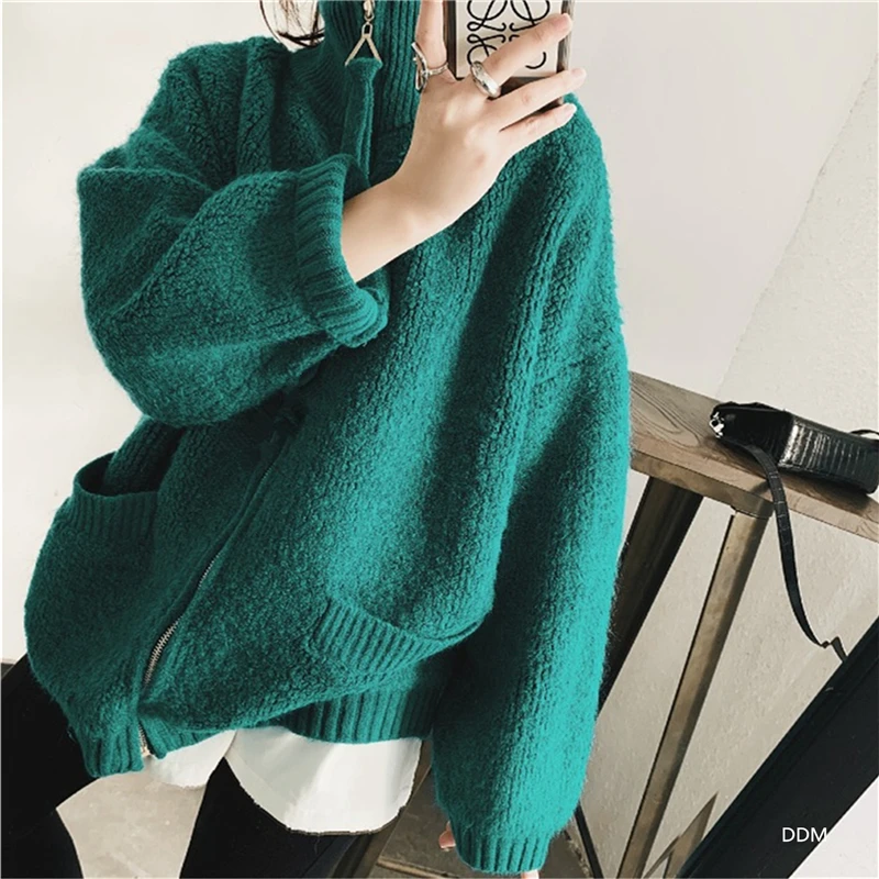 Женский плотный теплый кардиган однотонный вязаный жакет с круглым вырезом на
