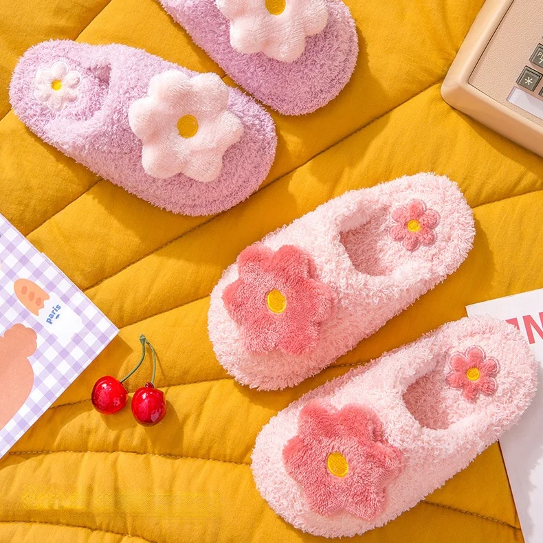 

2022 New Fall Winter Children Girls Flowers Print Indoor Home Fleece Fur Warm Slippers Teenage Kids Casual Non-Slip Flat Shoes