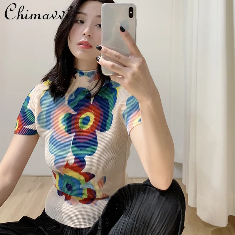 

Женская плиссированная водолазка с коротким рукавом и ярким цветочным принтом, весна-лето 2021, эластичная приталенная шифоновая рубашка, ул...