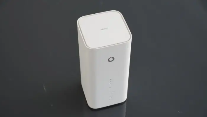Huawei B818 260 LTE Band1/3/7/8/20/28/32/38/42 (700/800/900/1500/1800/2100/2600/4200 МГц) cat19 8XMIMO 256QAM беспроводной CPE