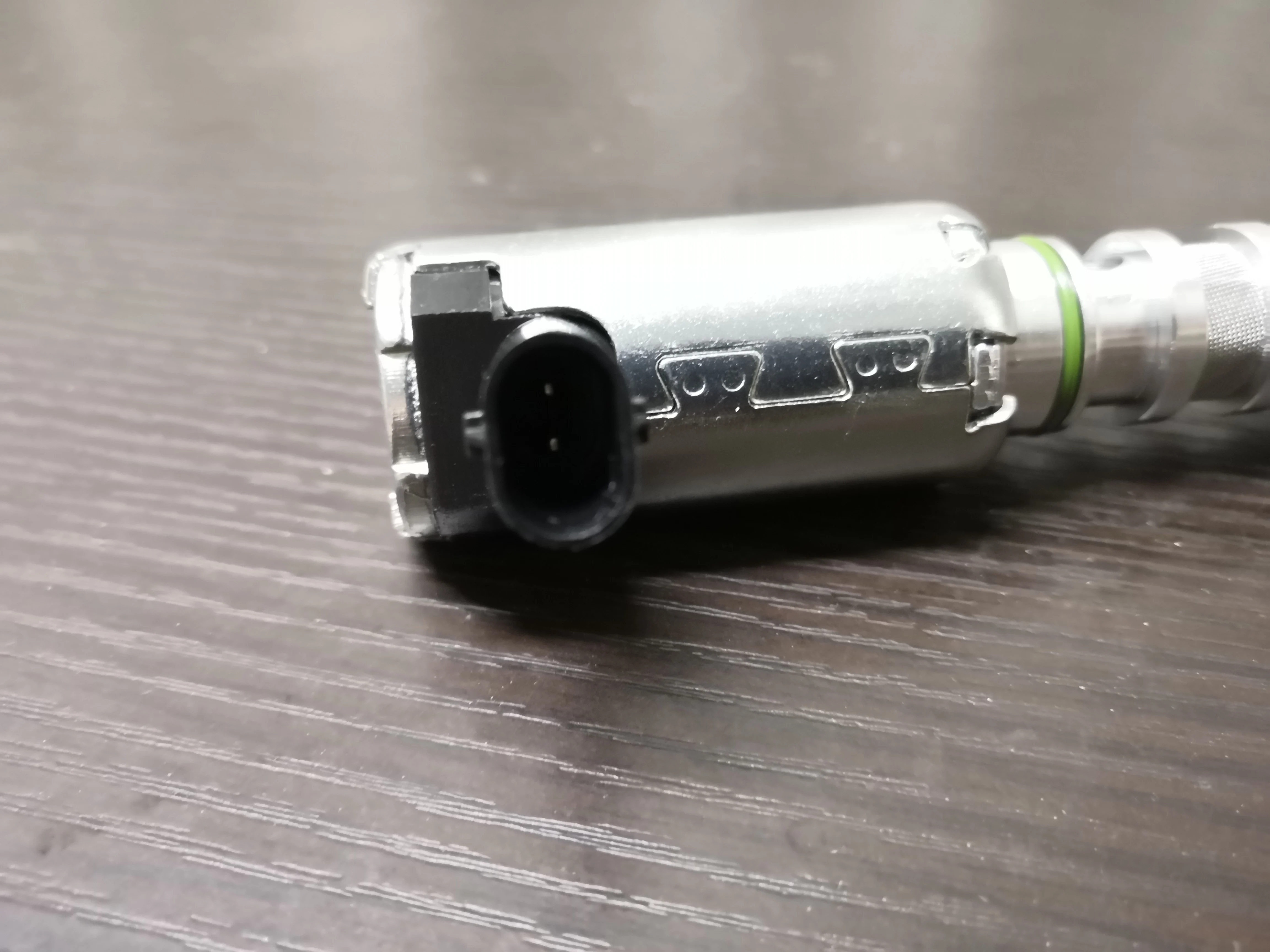 Совершенно новый клапан управления маслом IERNA VVT соленоид с регулируемым