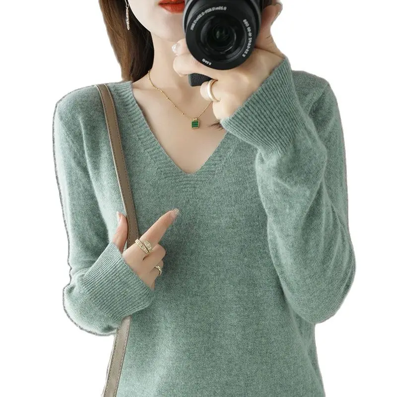 

Fashion V-neck Knitted Sweater Women's Knit Shirt Autumn Winter Long-sleeved Slim Short Sweater Pullovers Women Jumper D287