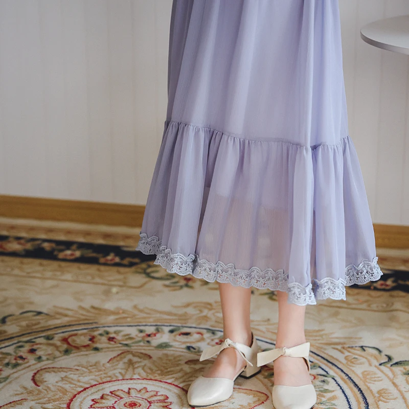 

New Retro Style Literary Style Dress Female Summer New Women's Dress Elegant High Quality Lace V-Neck Sweet Fairy Dress