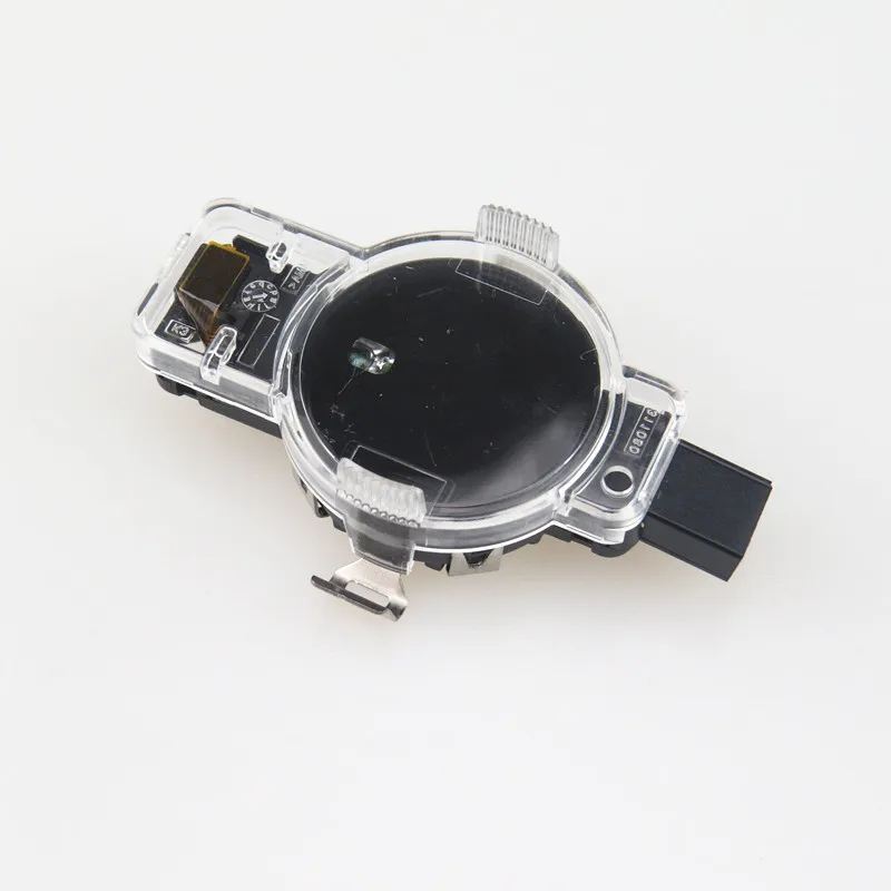 

SCJYRXS Automatic Headlight Rain Light Detection Sensor 81D955547A For VW Magotan CC Teramont Golf MK7 Audi Q3 A3 A4 Q5 Q7 A6 C6