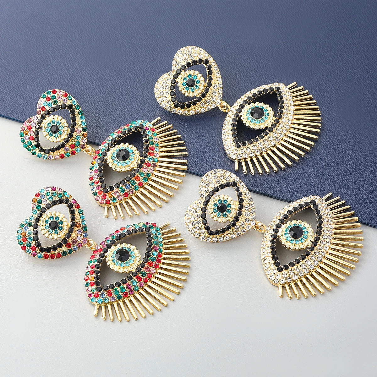 

2021 Exaggerated Metal Rhinestone Evil Eye Earrings Castle Banquet Popular Dangle Earrings Women's Shiny Luxury Jewelry