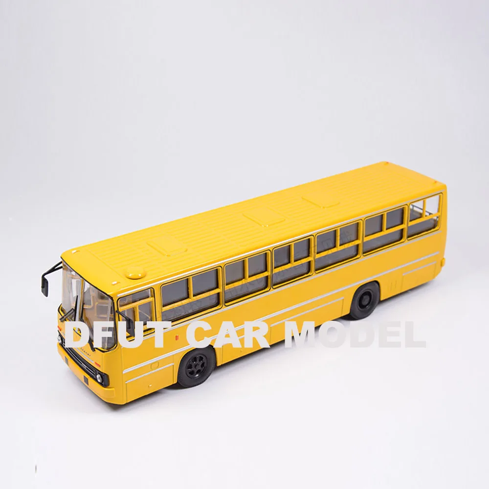 Игрушечный автомобиль из сплава в масштабе 1:43 Советский Союз Россия Ikarus-260 |
