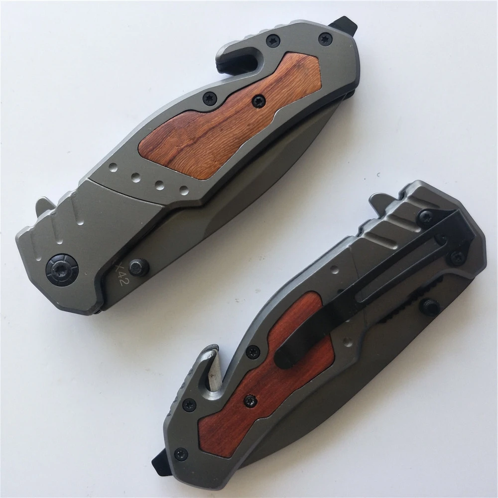 Охота 56HRC высокая твердость 3CR13 Лезвие сталь + сандаловое дерево ручка складной