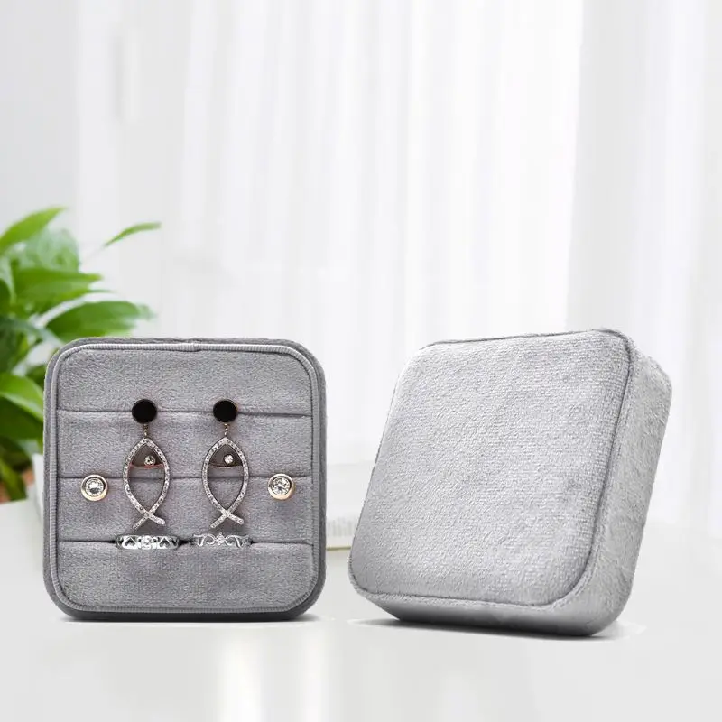 

Velvet Ring Box Square Jewelry Box Valentine's Day Ring Box With Detachable Lid